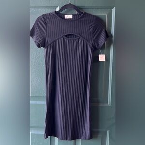 Poof Apparel Black Ribbed  Dress With Keyhole on Chest Size Large